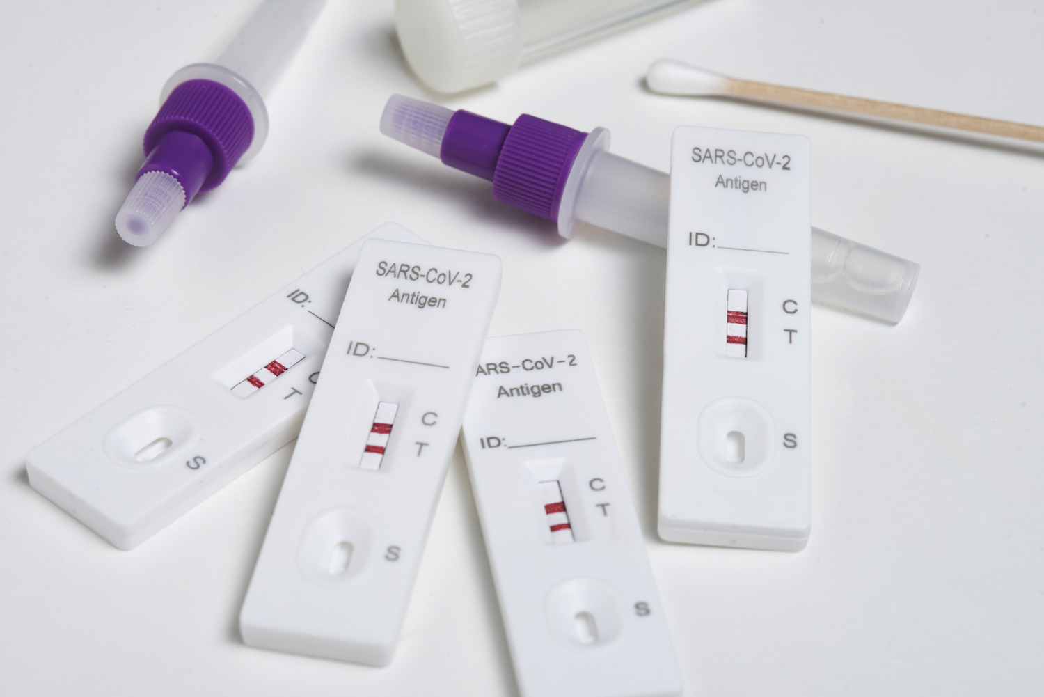 still-life-positive-coronavirus-tests